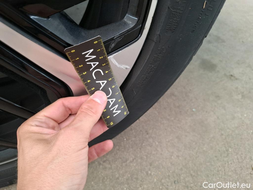  Citroen  C4 CITROEN  X / 2022 / 4P / Berline PureTech 130 S&S EAT8 Shine #53
