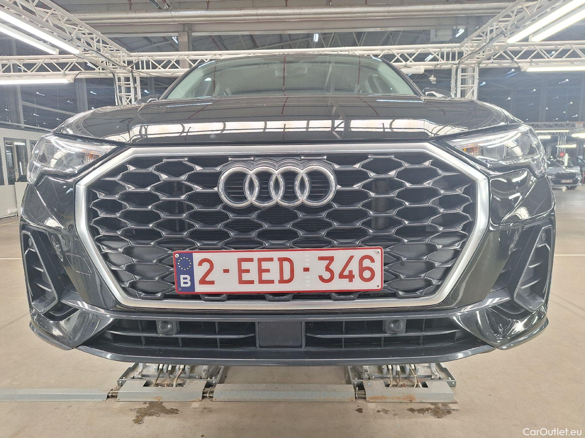  Audi  Q3 Audi,  SB '19 PHEV, Audi  Sportback 45 TFSI e S tronic 5d #28