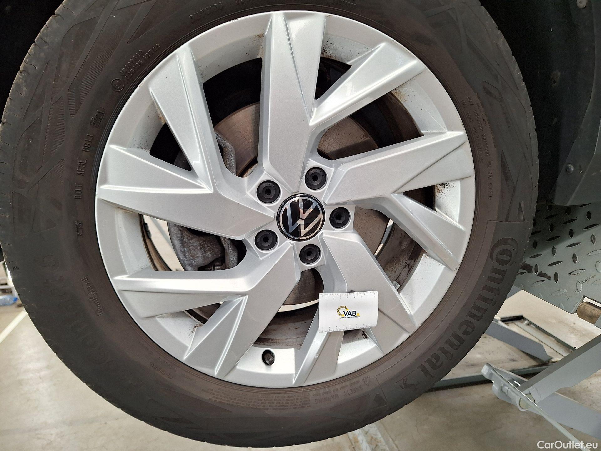  Volkswagen  Tiguan VW,  Alls FL'21, Volkswagen  Allspace 1.5 TSI DSG Elegance 5d #52
