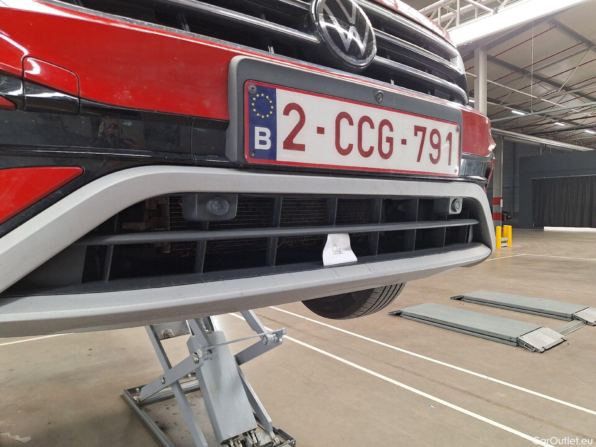  Volkswagen  Tiguan VW,  Alls FL'21, Volkswagen  Allspace 1.5 TSI DSG Elegance 5d #48