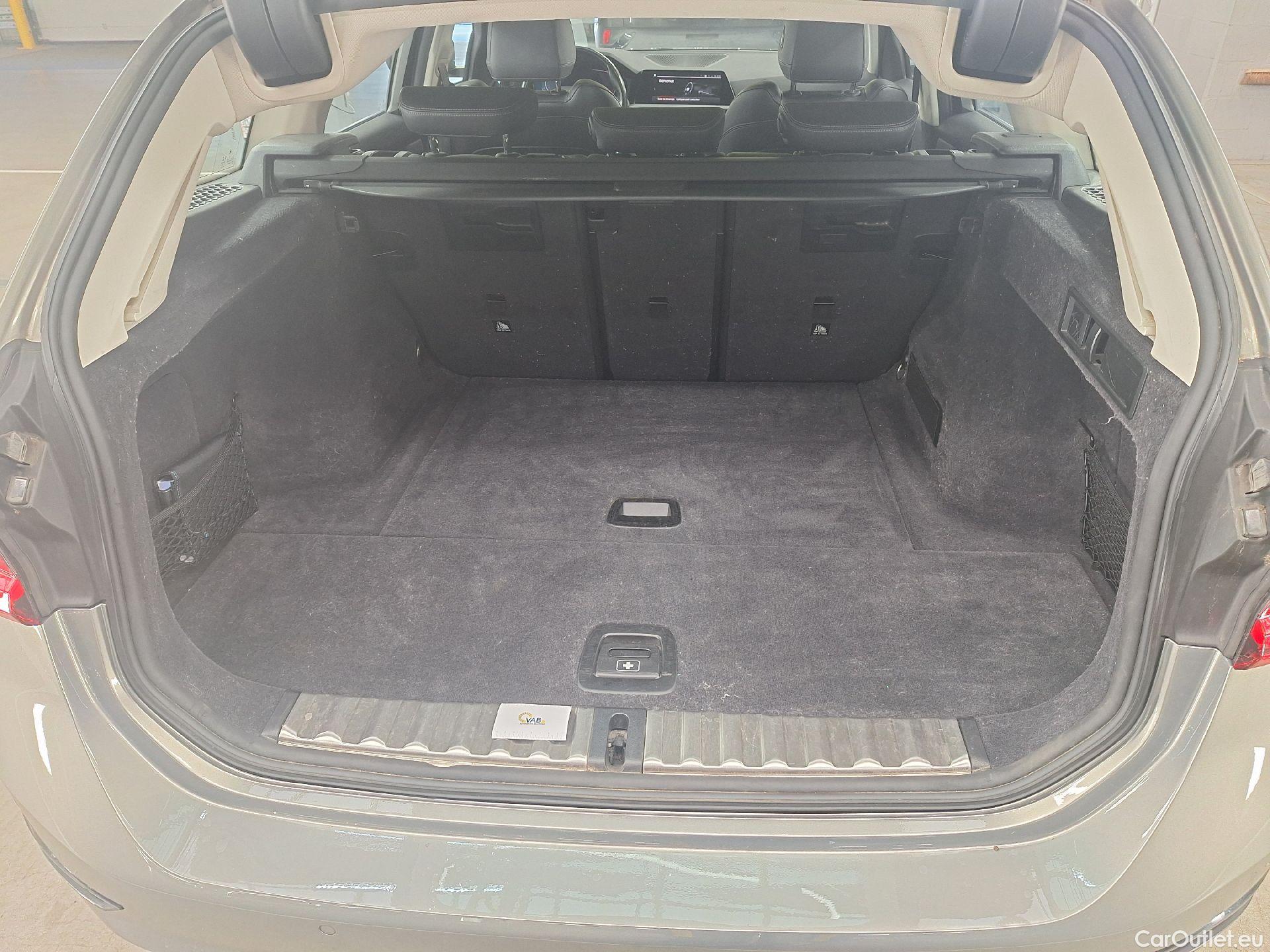 Bmw  Serie 3 BMW, 3-serie Touring '18, BMW 3 Reeks Touring 318dA (100 kW) 5d #17