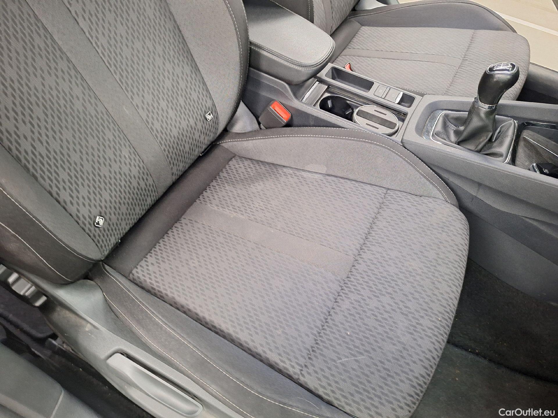  Skoda  Octavia Skoda,  Combi '20, Skoda  Combi 2.0 CRTDI 85kW Clever+ 5d #61