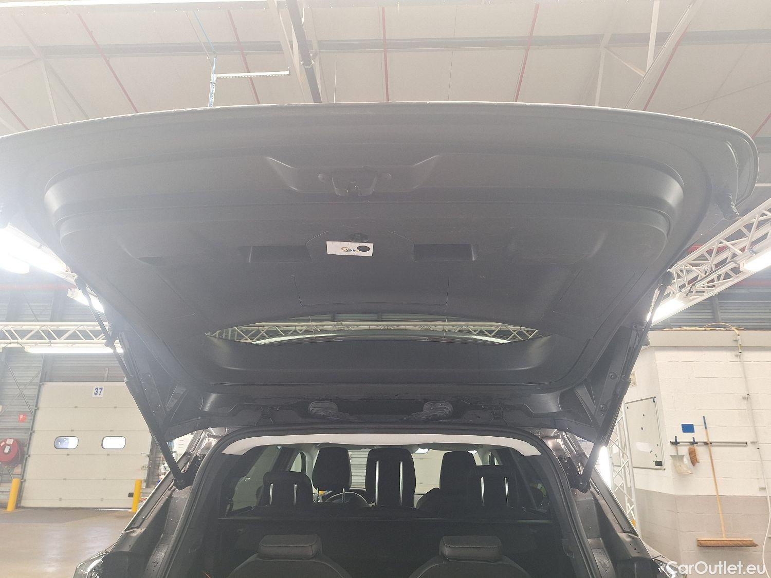  Peugeot  5008 Peugeot,  FL'20, Peugeot  1.2 PureTech 96kW S&S EAT8 Allure 5d #102