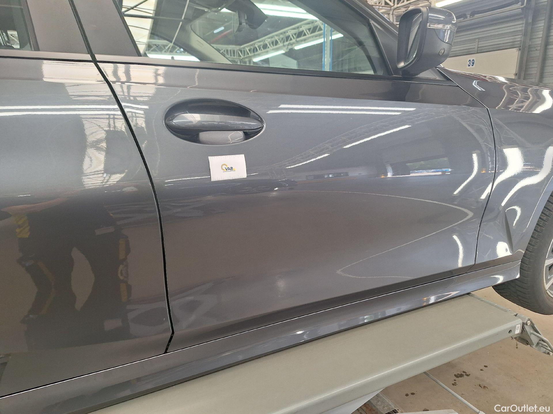  Bmw  Serie 3 BMW, 3-serie Touring '18, BMW 3 Reeks Touring 318dA (100 kW) 5d #25