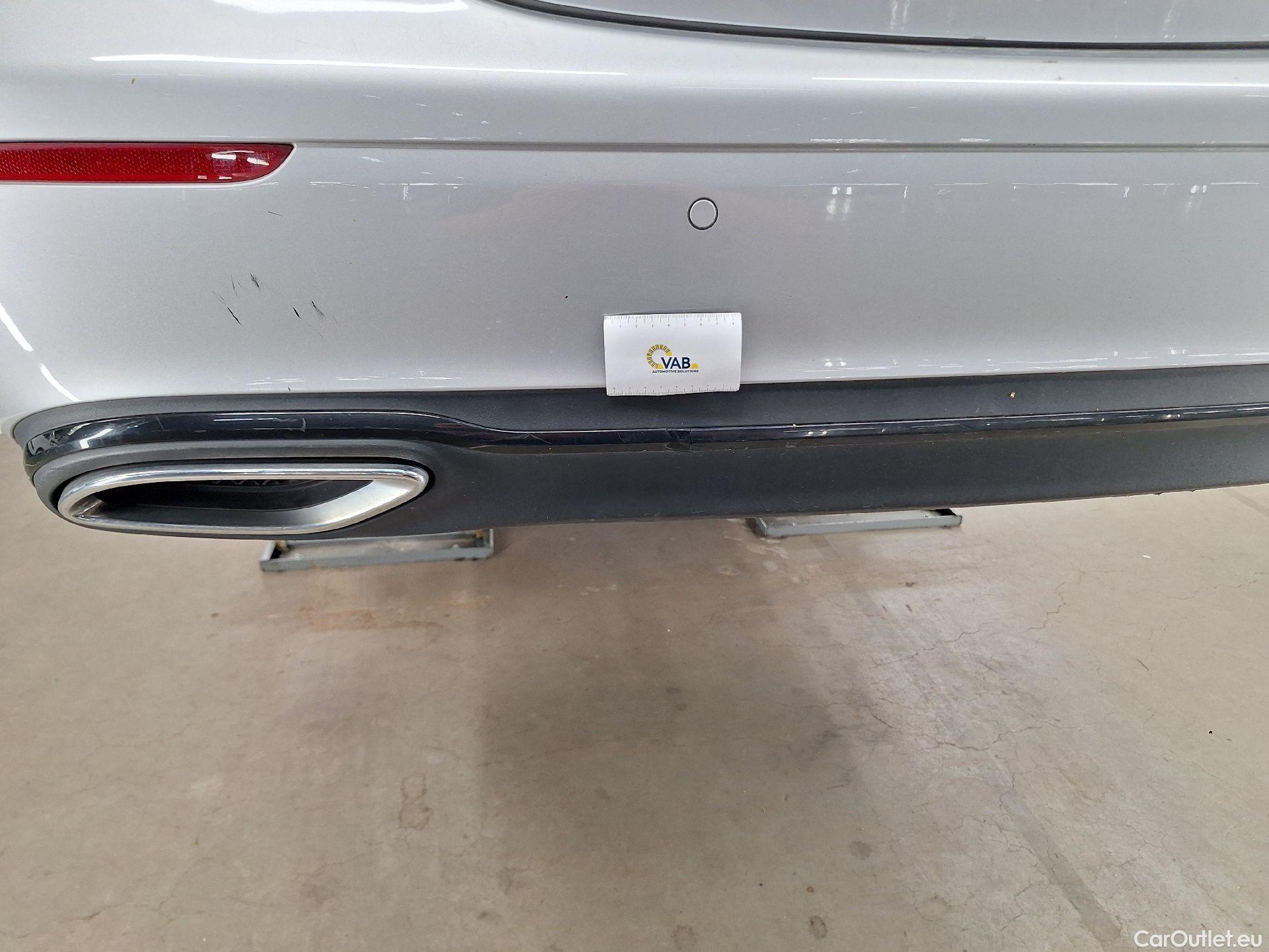  Mercedes  E-Klasse Mercedes,  '16, Mercedes-Benz  Berline E 200 d Business So #48