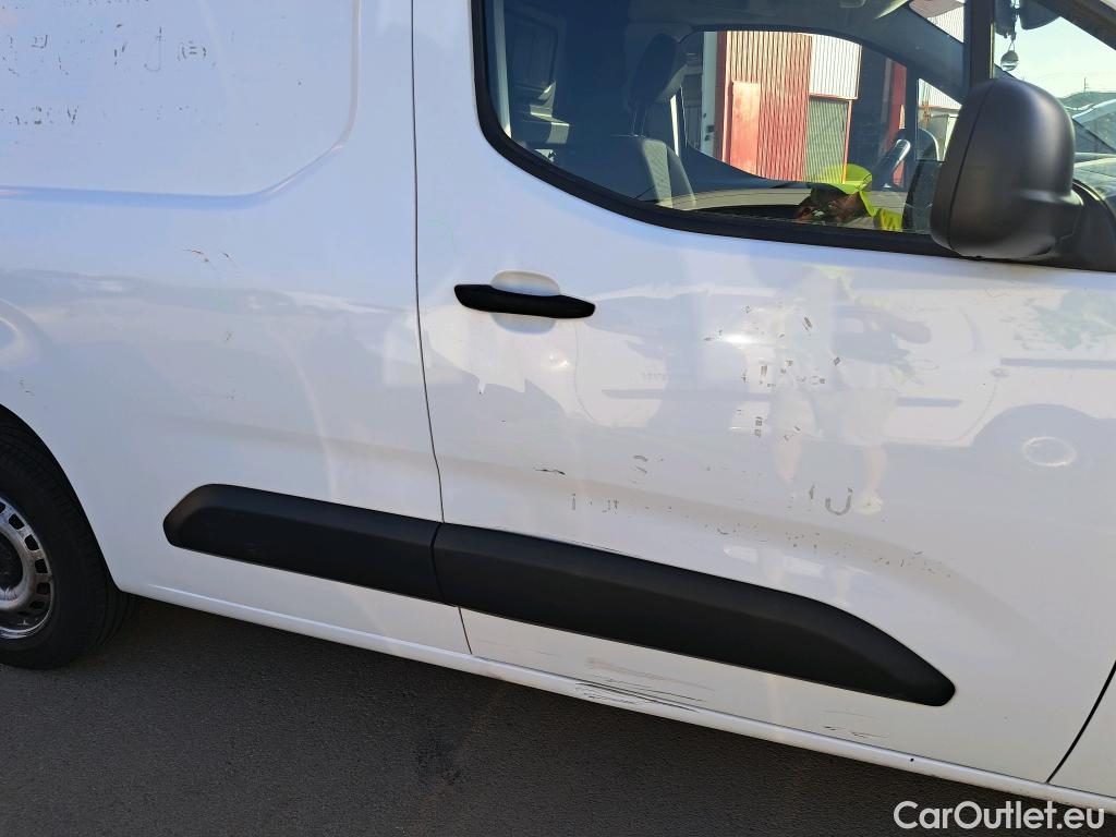  Citroen  Berlingo CITROEN  / 2018 / 3P / furgón derivado de turismo Talla M BlueHDi 100 CONTROL #19