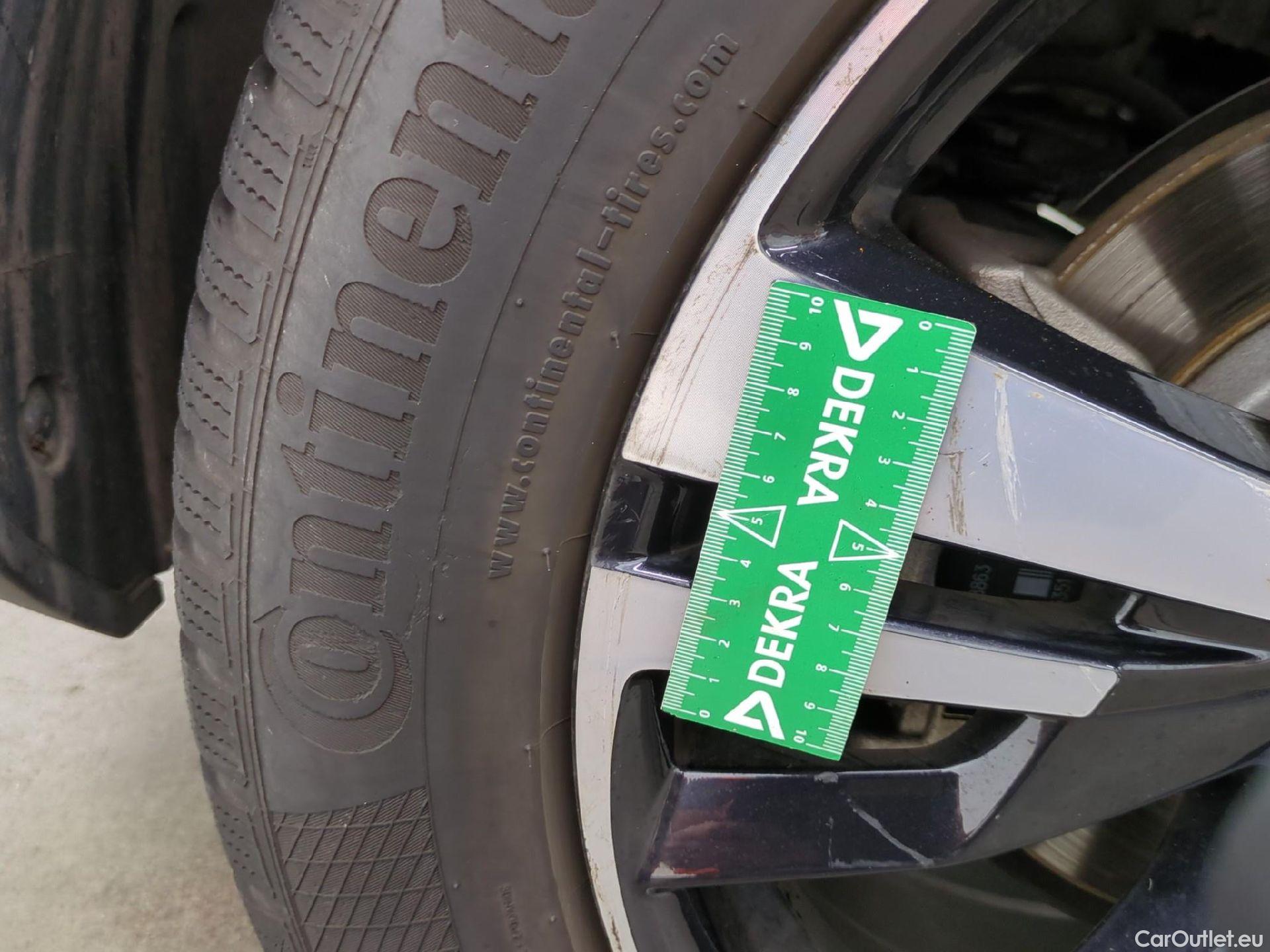  Peugeot  3008 PEUGEOT  5p SUV Puretech 180 S&S EAT8 GT LINE #14