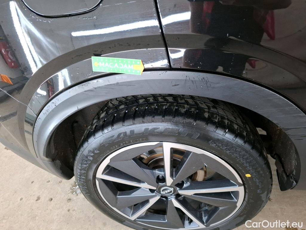  Nissan  Qashqai NISSAN  / 2021 / 5P / Crossover 1.3 MHEV 158ch Xtronic Tekna #4