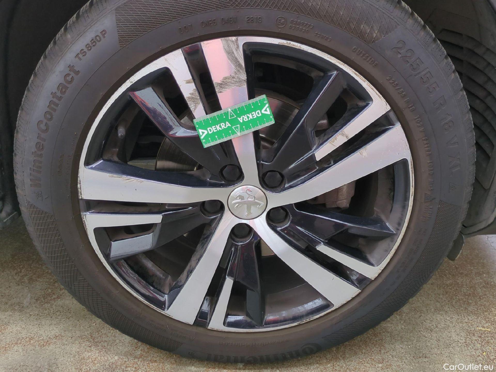  Peugeot  3008 PEUGEOT  5p SUV Puretech 180 S&S EAT8 GT LINE #29