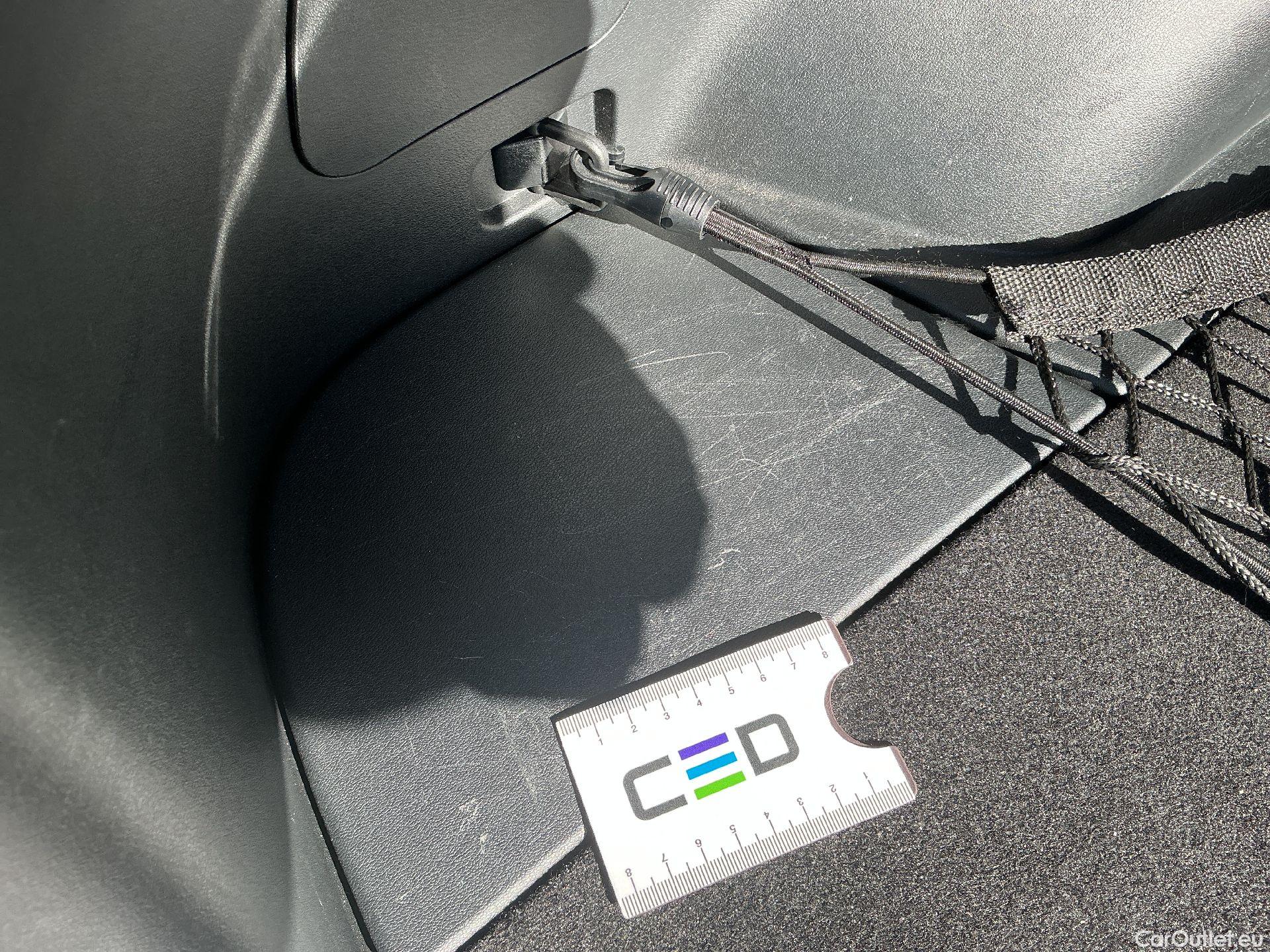  KIA  Ev6 Kia,  '21 BEV, KIA  BEV 77,4 kWH Earth 5d #4