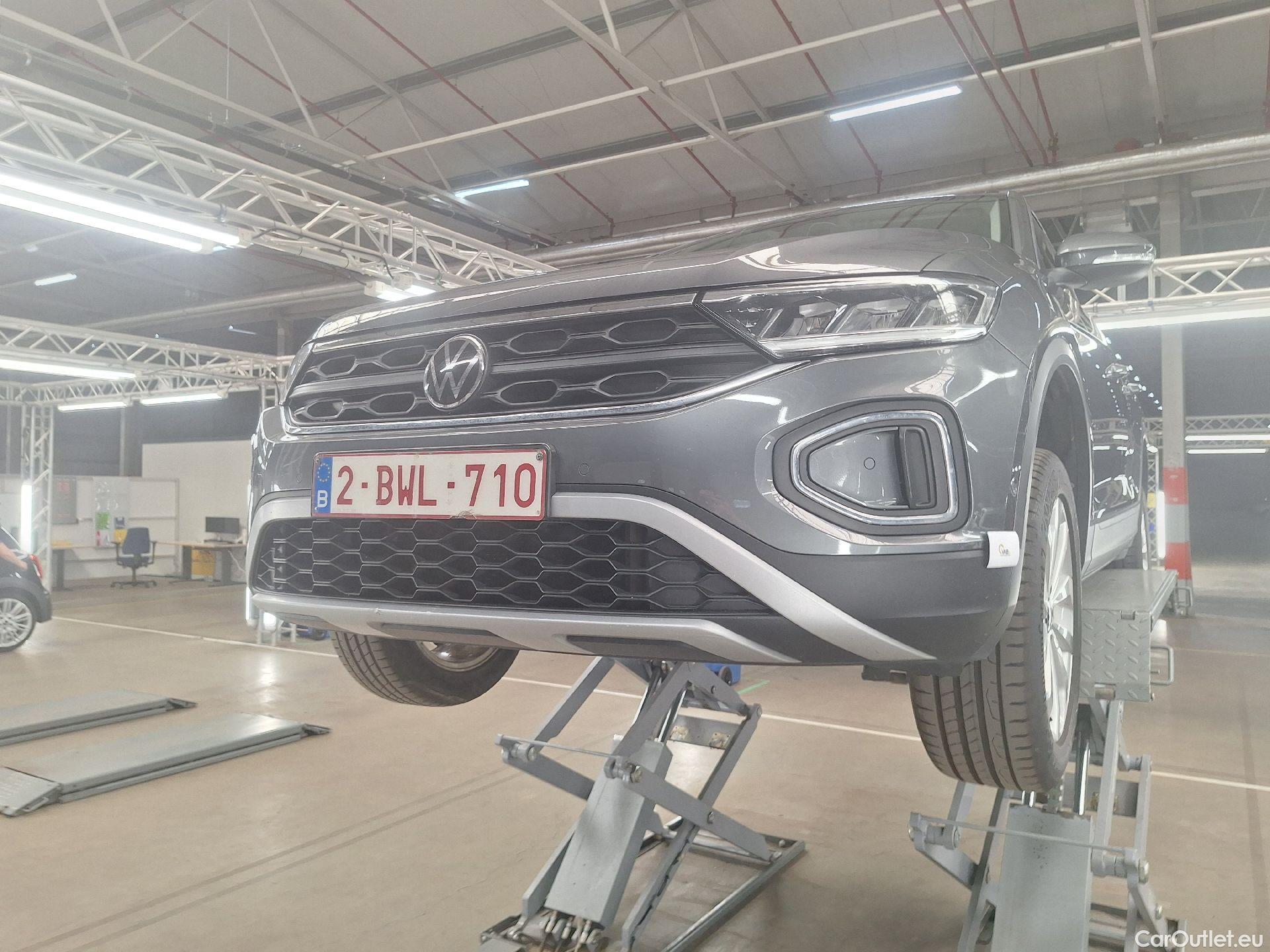  Volkswagen  T-ROC VW,  FL'22, Volkswagen  1.0 TSI Life Business 5d #60