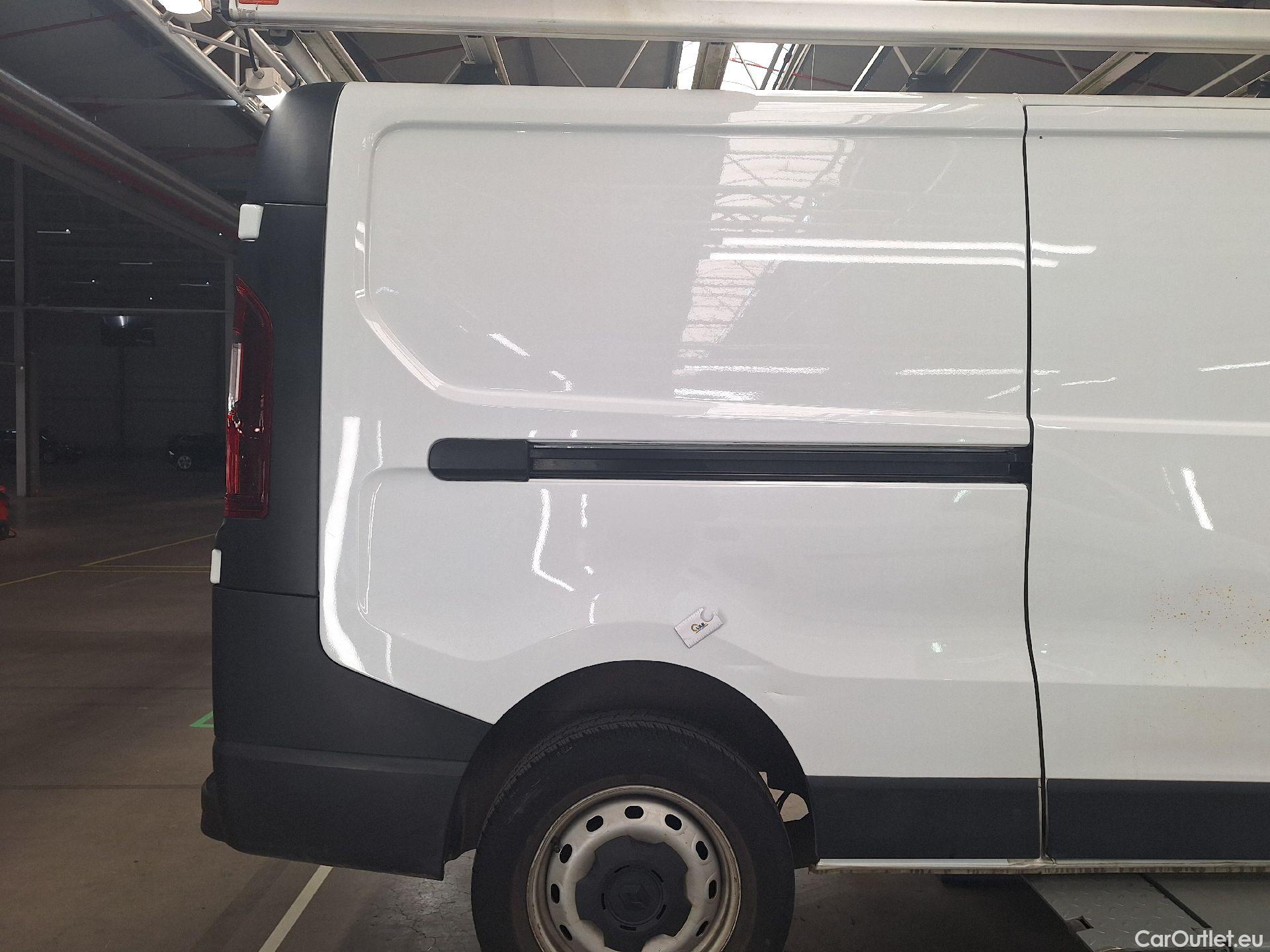  Renault  Trafic Renault, _ '14, Traf.L2H1 29dCi 120 Gr.Conf. #19
