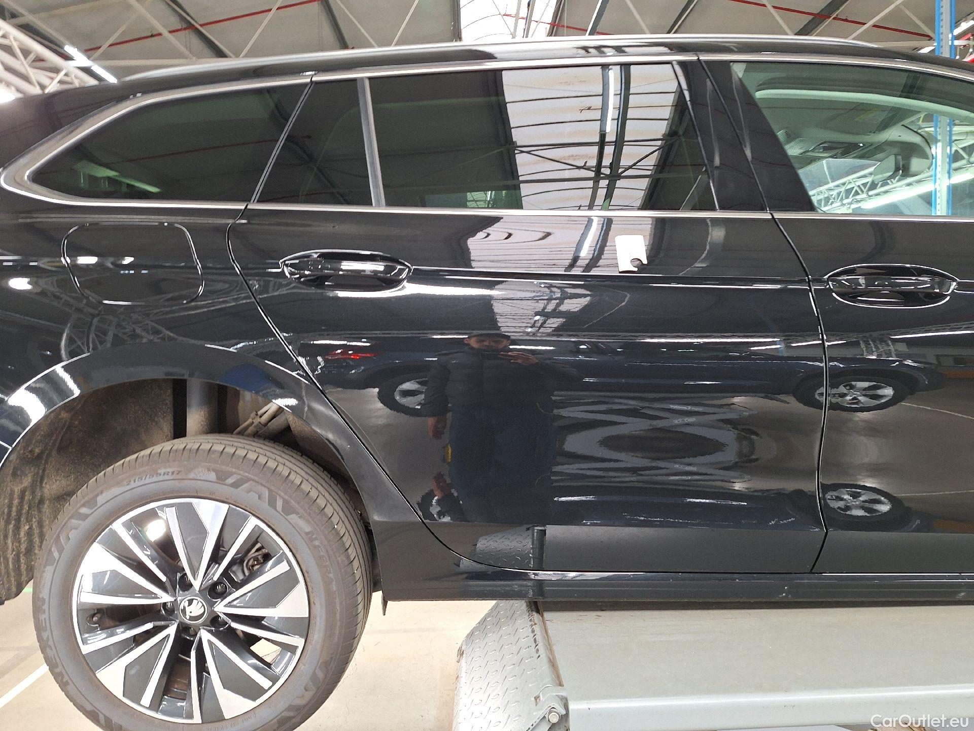  Skoda  Superb Skoda,  Comb '24 PHEV,  Co.1.5 PHEV 204 Cor.DSG #34