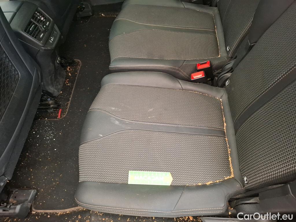  Peugeot  5008  GT 1.2 PureTech 130CV BVM6 7 Sieges E6d #26
