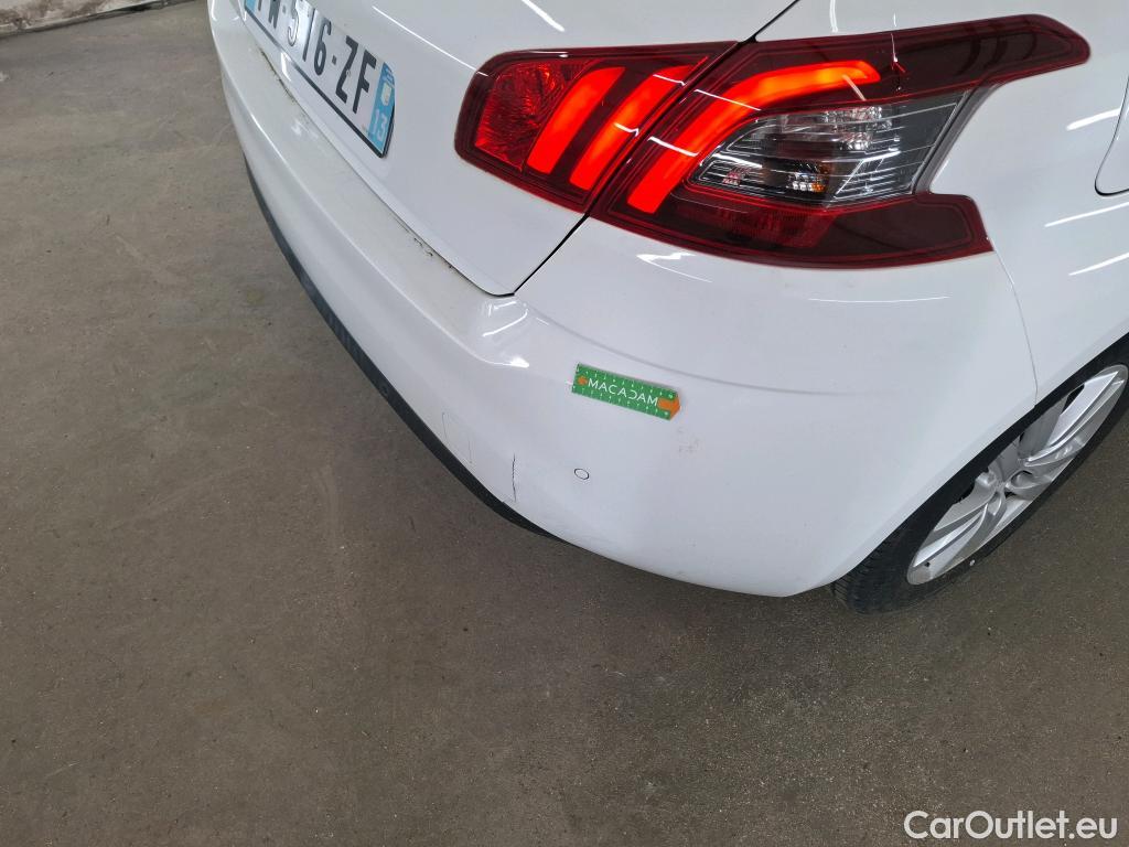  Peugeot  308 PEUGEOT  / 2017 / 5P / Berline Puretech 110 S&S Active Business #1
