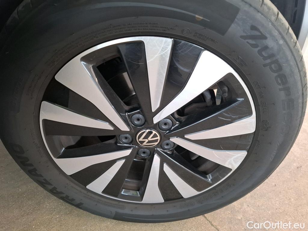  Volkswagen  Taigo  Life Plus 1.0 TSI 110CV BVA7 E6d #6