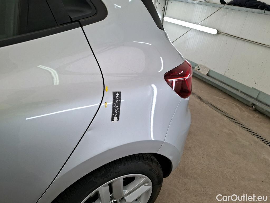  Renault  Clio  V Business 1.6 E-TECH Hybrid 140CV BVA6 E6d #15