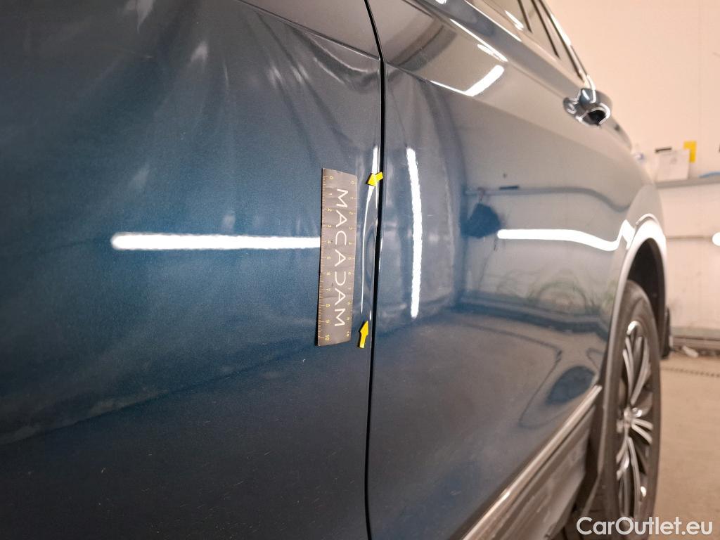  Volkswagen  Tiguan VOLKSWAGEN  / 2020 / 5P / SUV 1.4 eHybrid 245 DSG6 Life Business #6