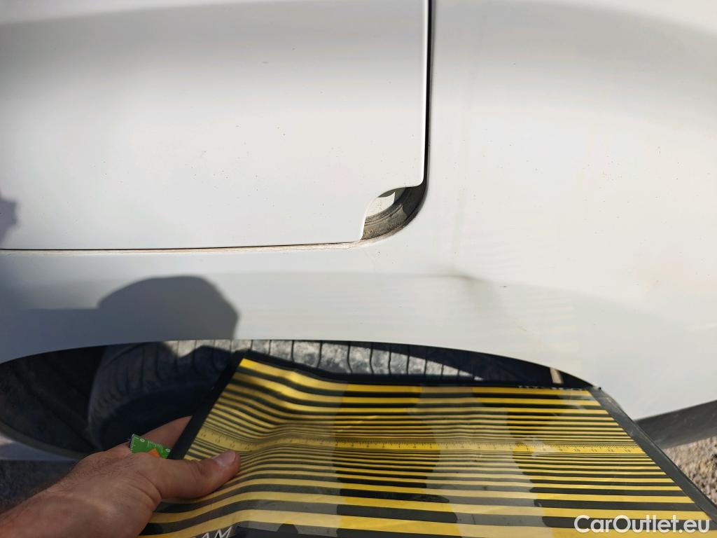  Citroen  Berlingo CITROEN  / 2018 / 4P / monovolumen compacto Talla M BlueHDi 100 S&S LIVE #5