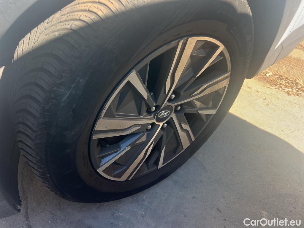  Hyundai  Tucson HYUNDAI  / 2020 / 5P / todoterreno 1.6 CRDI 85kW (115CV) Klass #1