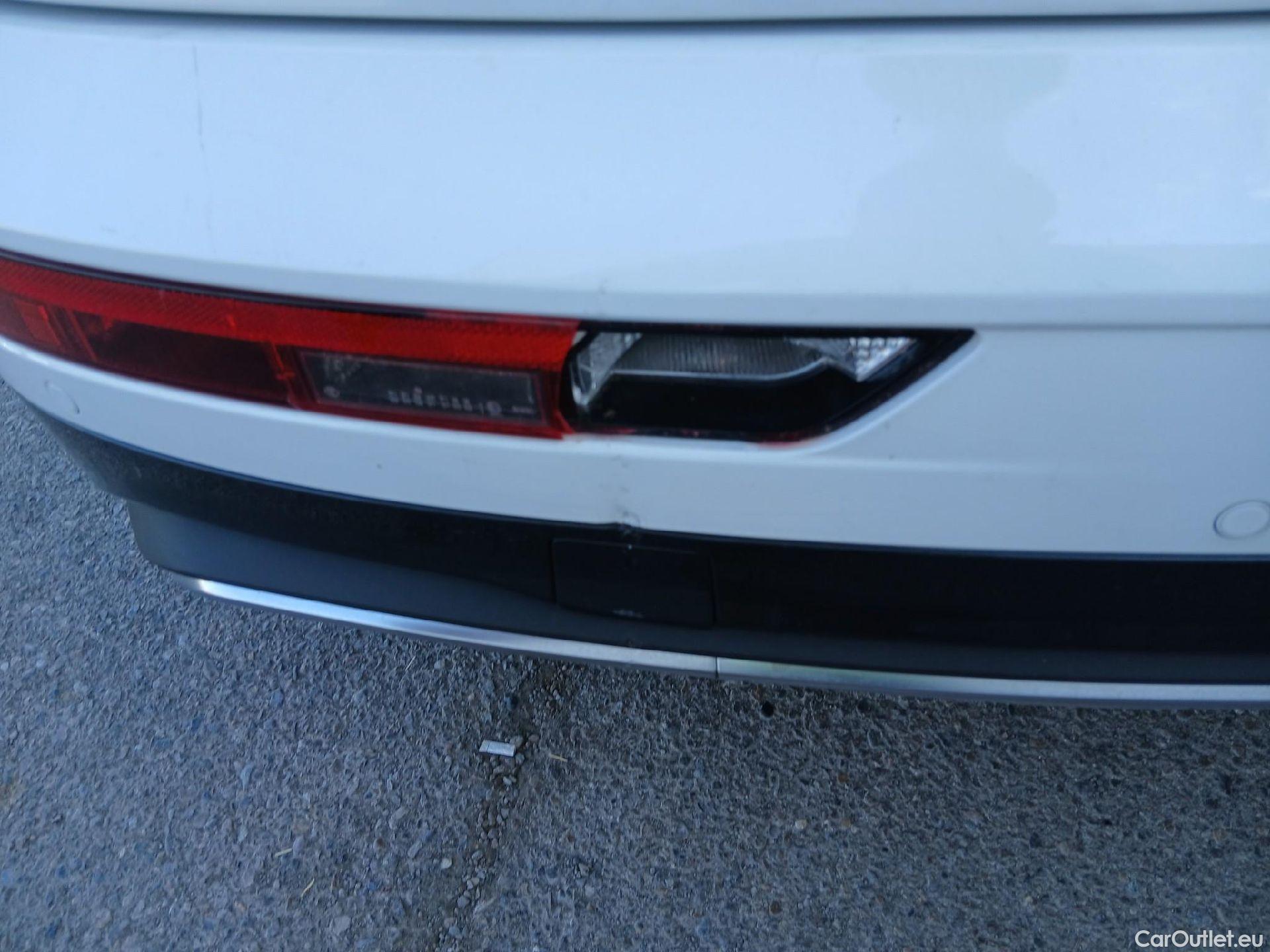  Audi  Q5 AUDI  / 2020 / 5P / todoterreno Advanced 35 TDI 120kW S tronic (AC4) #12