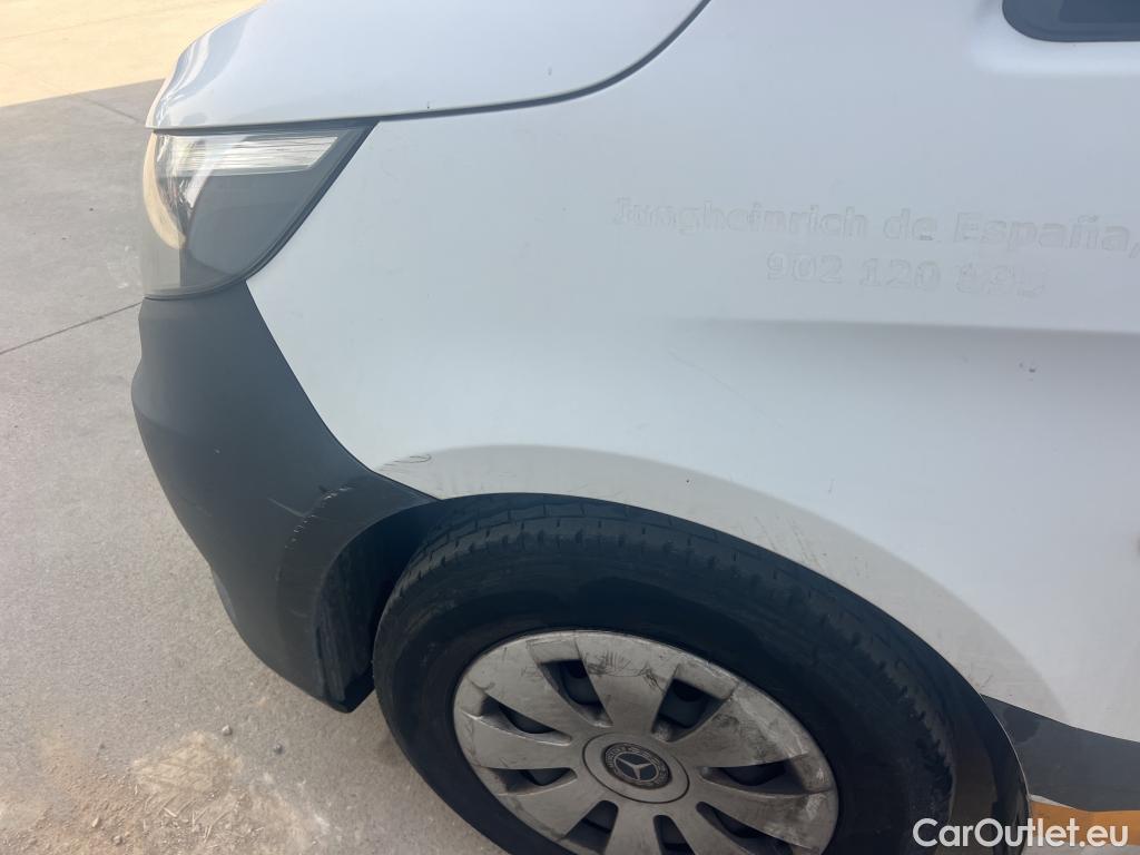  Mercedes  Vito MERCEDES-BENZ  / 2014 / 4P / furgón 111 CDI Larga #42