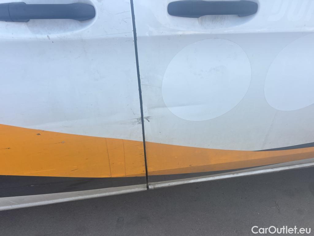  Mercedes  Vito MERCEDES-BENZ  / 2014 / 4P / furgón 111 CDI Larga #33