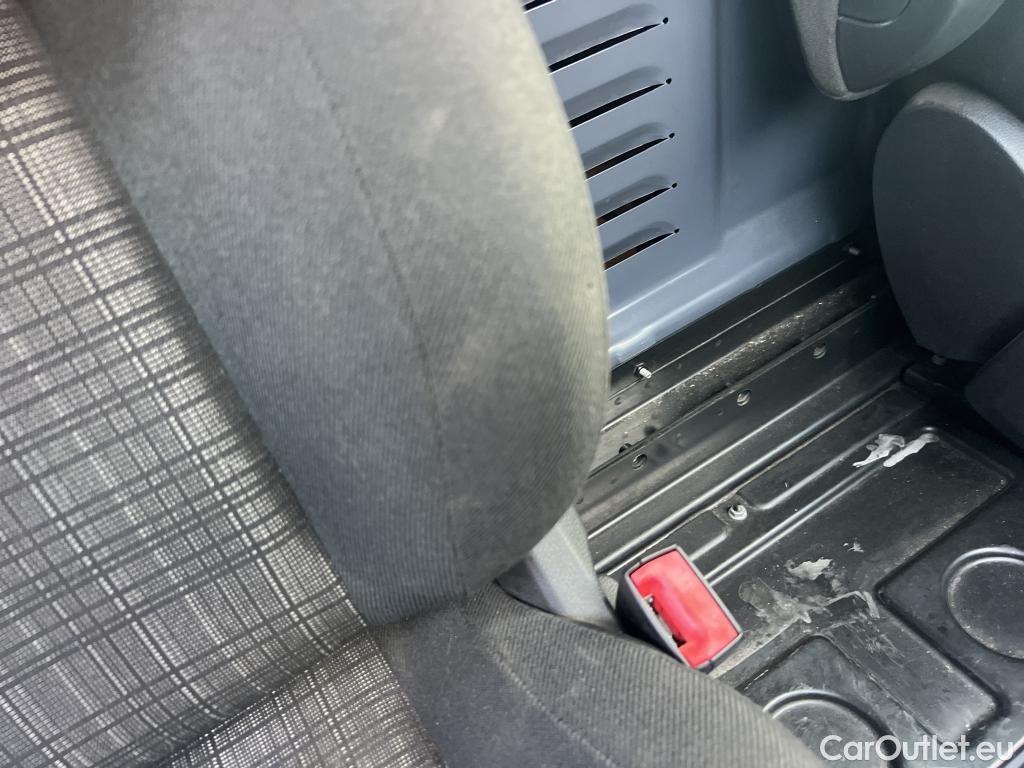  Mercedes  Vito MERCEDES-BENZ  / 2014 / 4P / furgón 111 CDI Larga #28