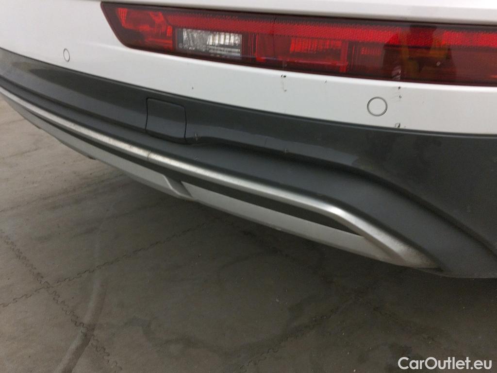 Audi  Q5 AUDI  / 2020 / 5P / todoterreno Advanced 50 TFSI e quattro-ultra #7