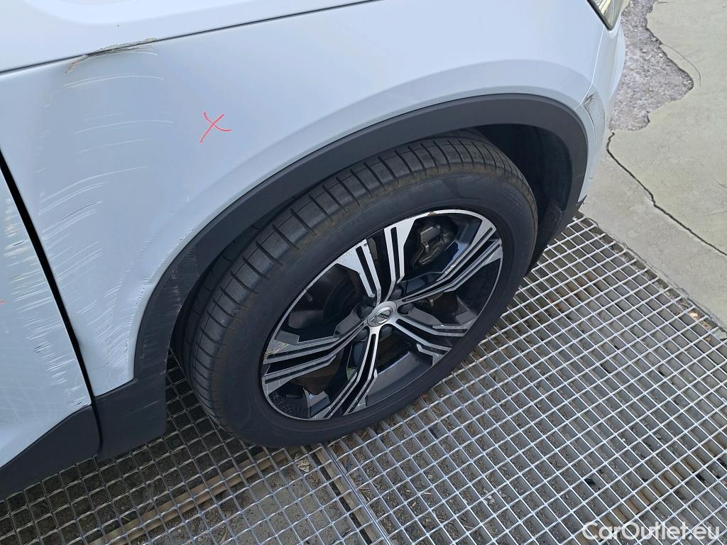  Volvo  XC 40 VOLVO XC40 / 2017 / 5P / todoterreno 1.5 T5 Twin Recharge Inscription Ex Auto #31