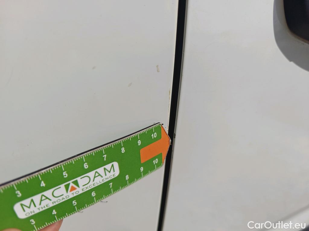 Citroen  Berlingo CITROEN  / 2018 / 4P / furgón derivado de turismo Talla M BlueHDi 100 CLUB #48