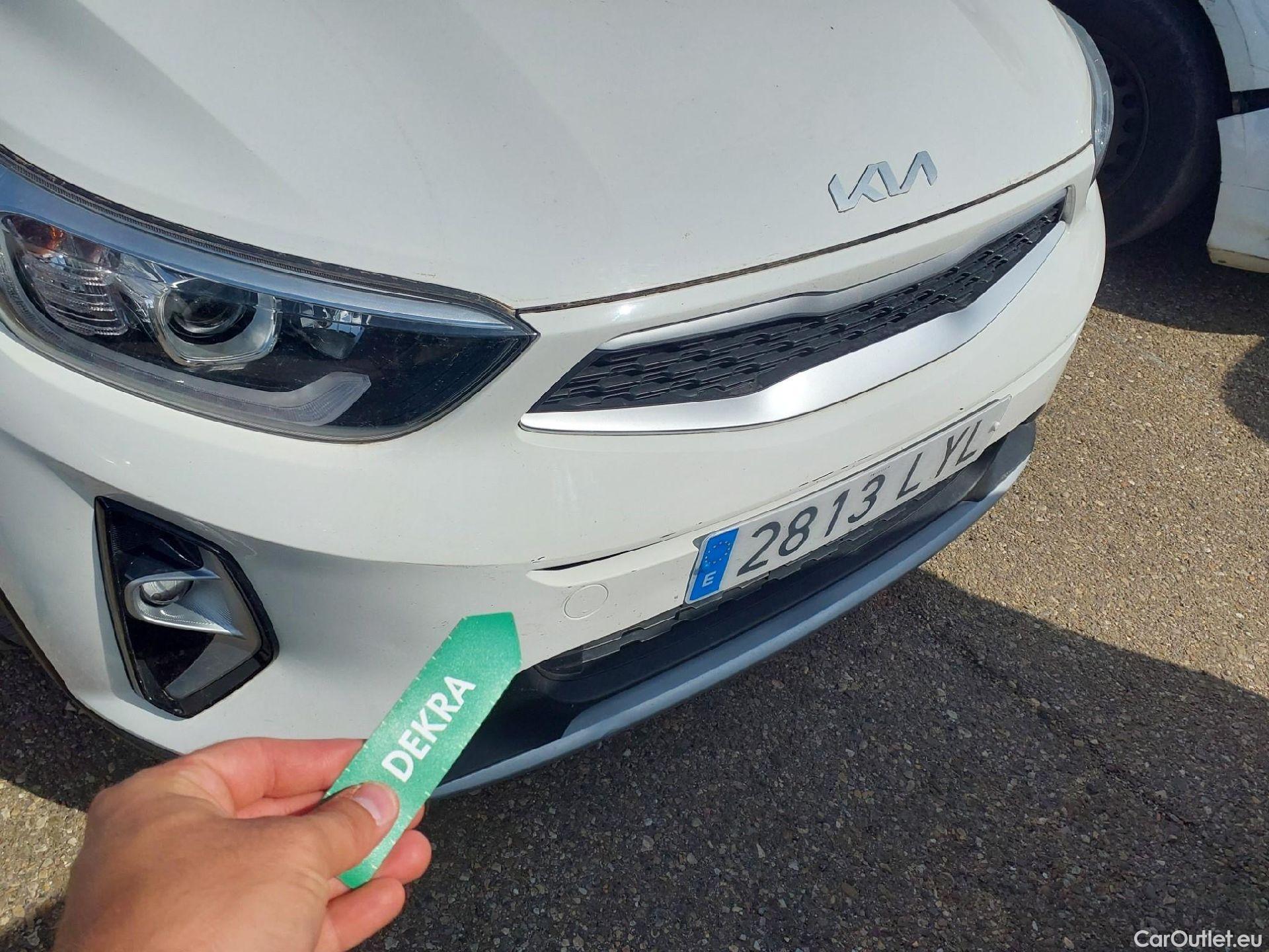  KIA  STONIC KIA  / 2017 / 5P / todoterreno 1.0 T-GDi 74kW MHEV iMT Concept Plus(SL)(SP) #12