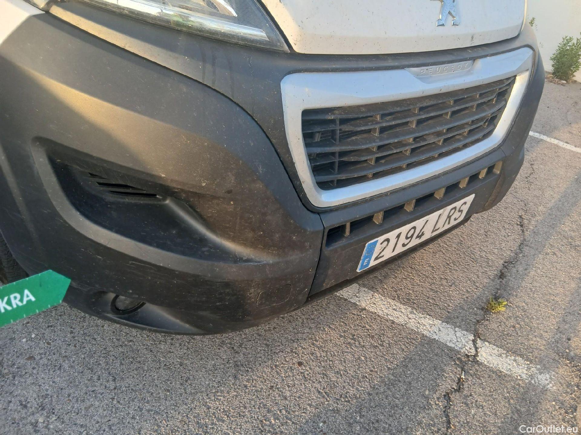  Peugeot  Boxer PEUGEOT  / 2014 / 4P / furgón 333 L2 H1 BHDI 103kW (140CV) S&S 6 V. M (AC) #20
