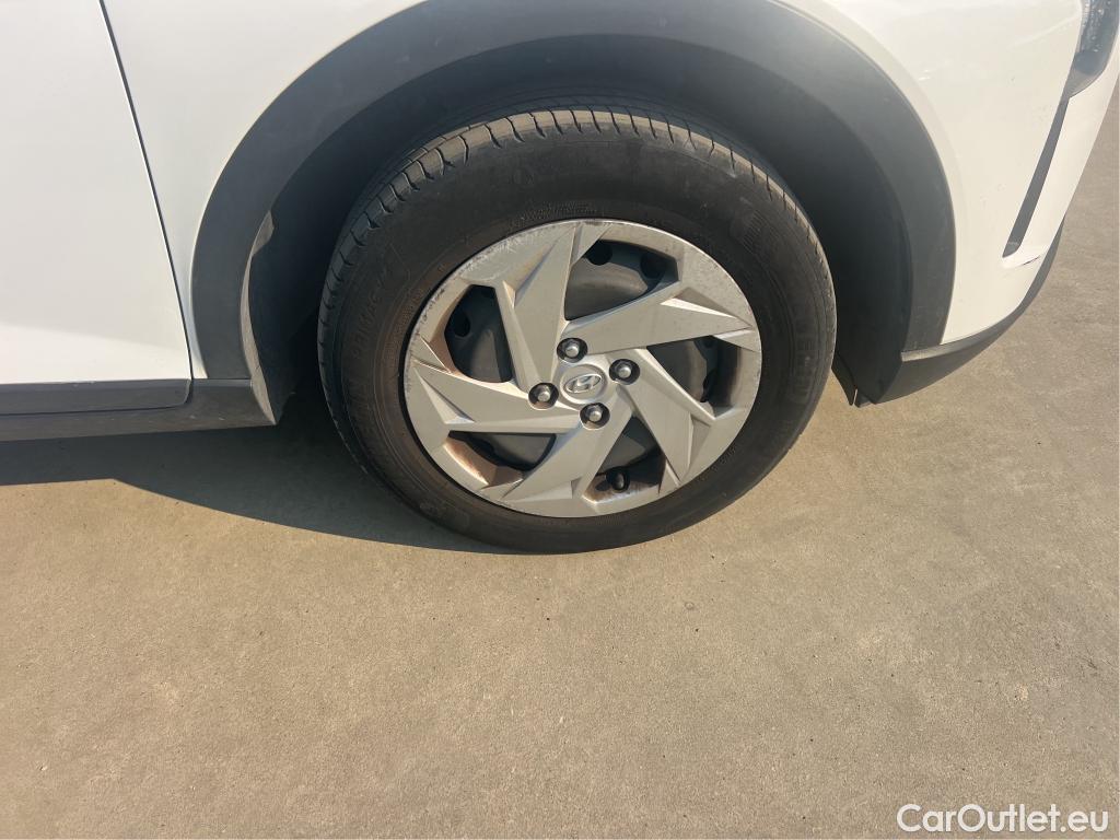  Hyundai  Bayon HYUNDAI  / 2021 / 5P / todoterreno 1.2 MPI Essence #23