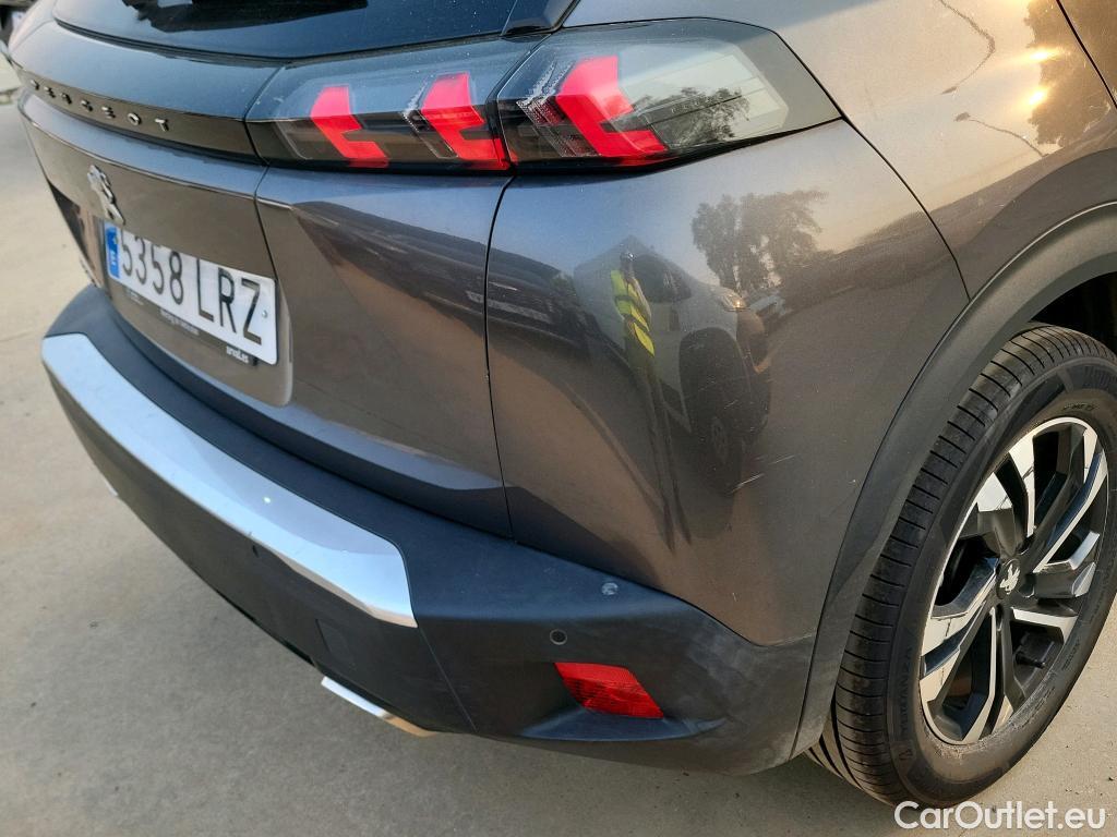  Peugeot  2008 PEUGEOT  / 2019 / 5P / todoterreno Allure Pack Puretech 130 S&S EAT8 (AC2) #13