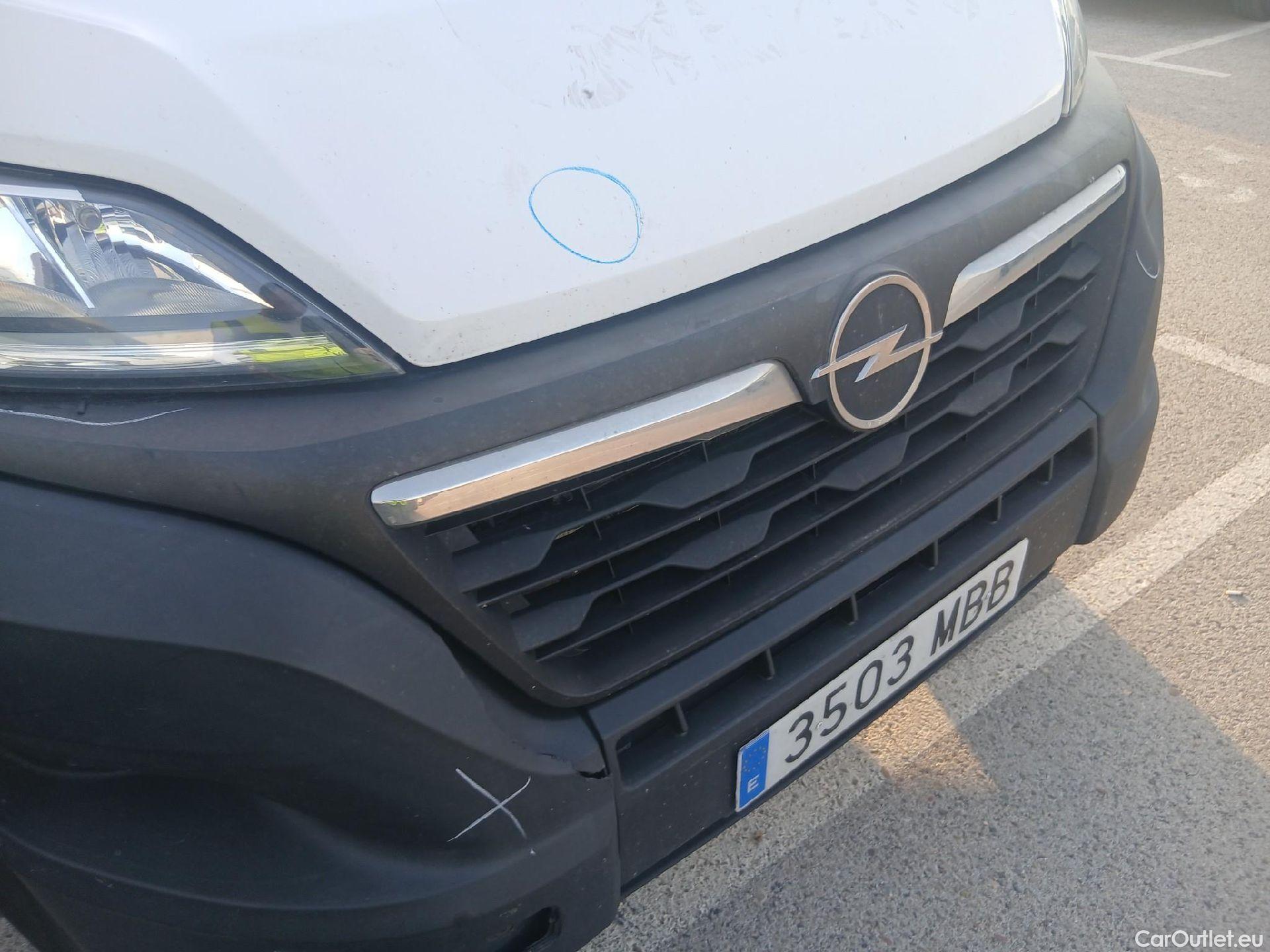  Opel  Movano OPEL  / 2021 / 4P / furgón  Base L2H2 3.5T 2.2 BHDi 88kW #8