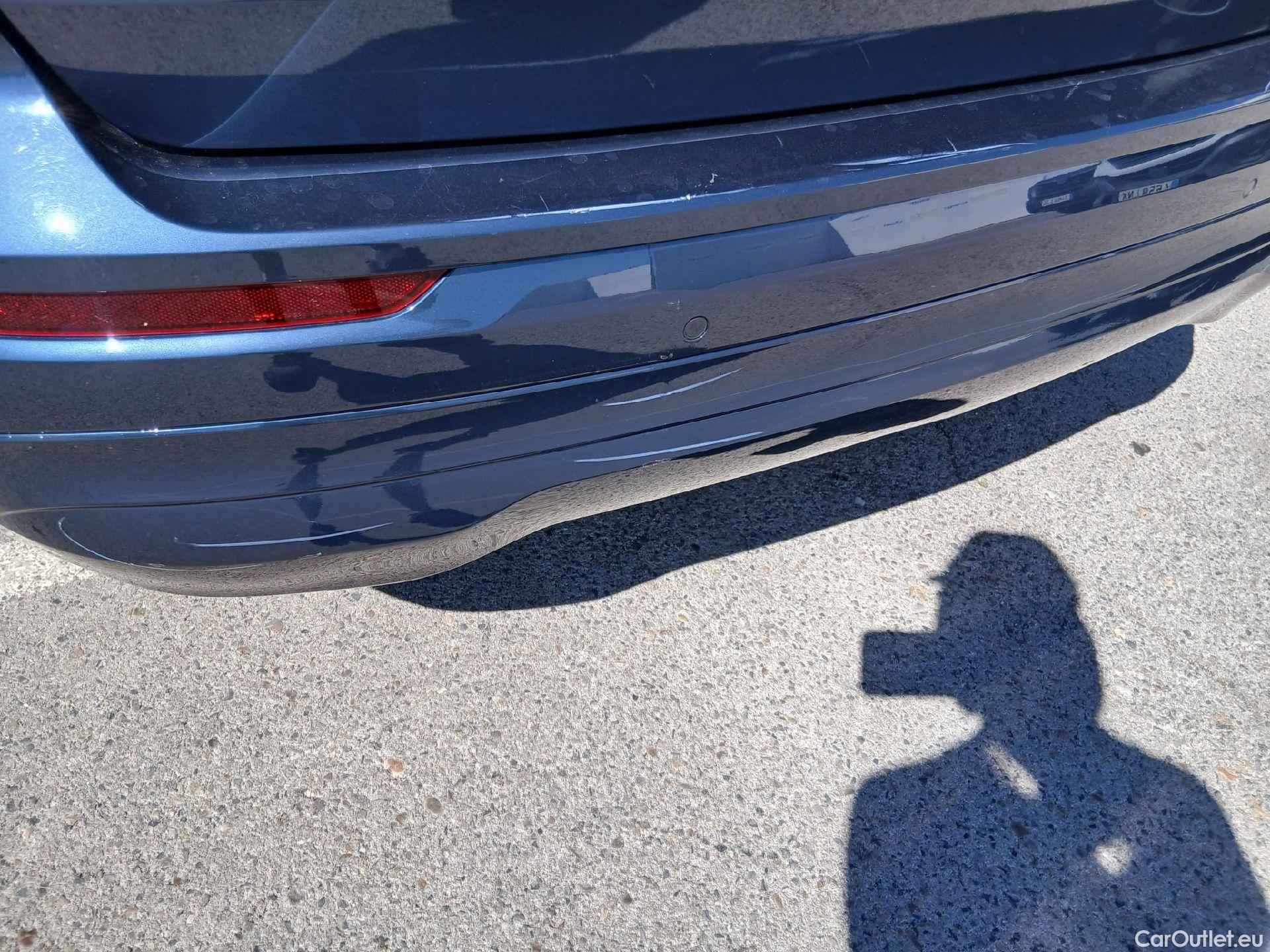  Volvo  XC60 VOLVO  / 2017 / 5P / todoterreno 2.0 B4 D Core Auto #20