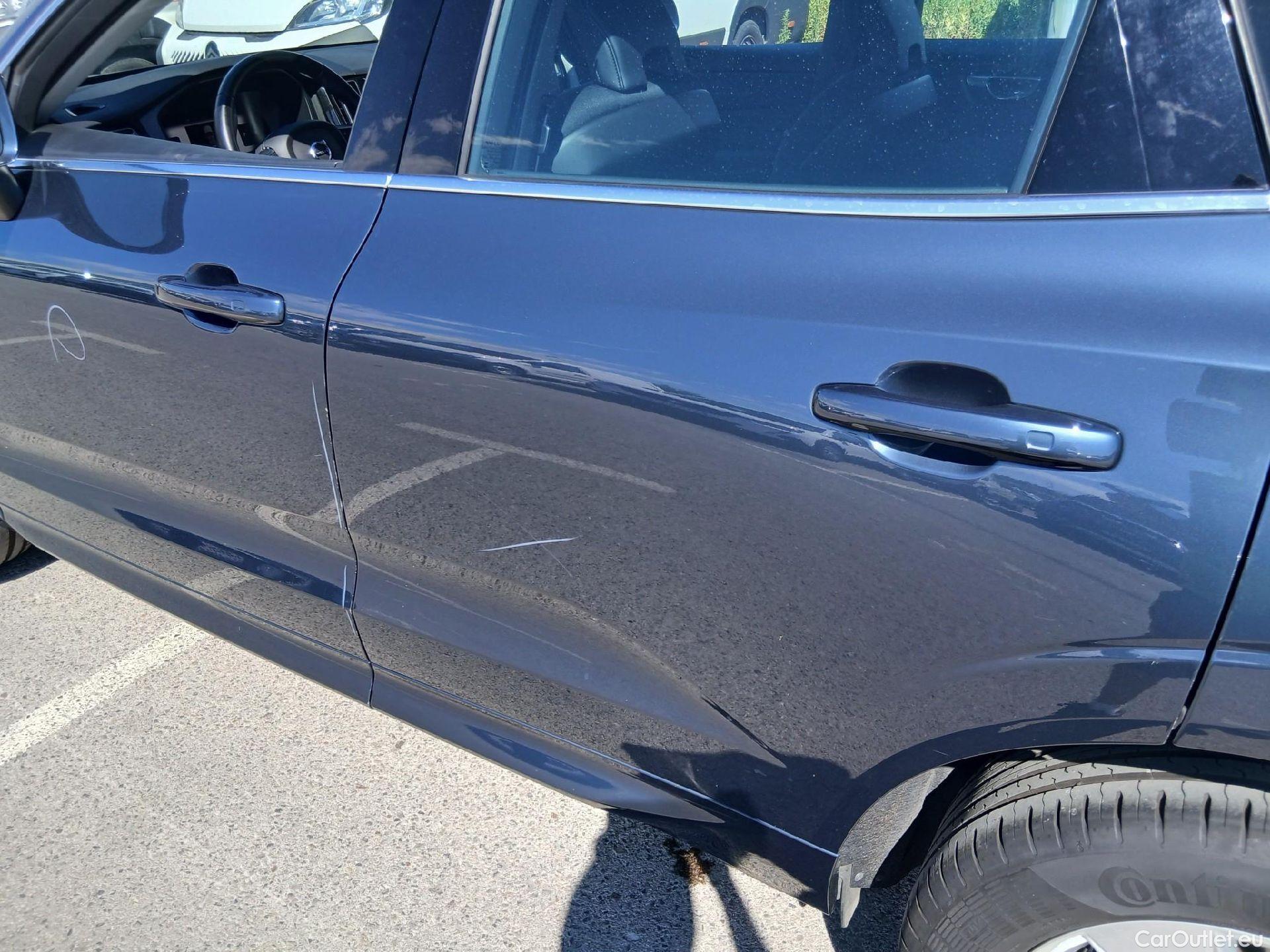  Volvo  XC60 VOLVO  / 2017 / 5P / todoterreno 2.0 B4 D Core Auto #14