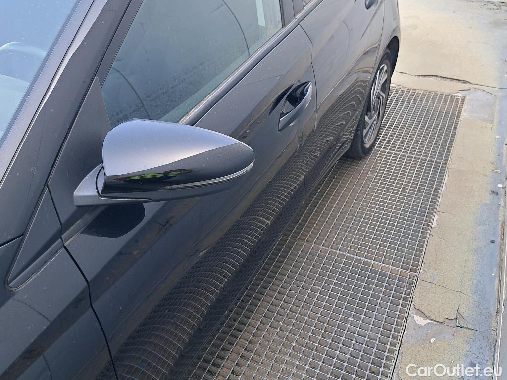  Hyundai  i20 HYUNDAI  / 2023 / 5P / berlina con portón 1.0 TGDI Klass #3