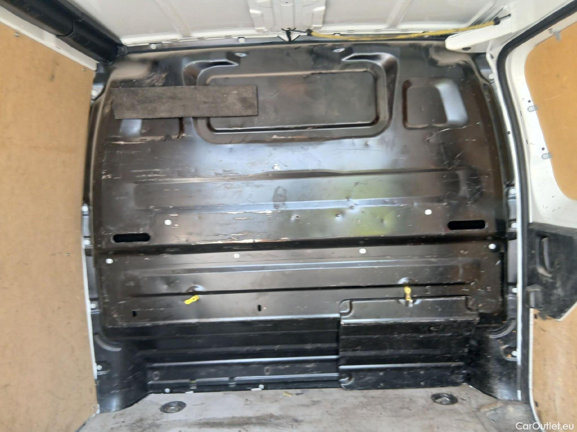  Fiat  Scudo FIAT  / 2021 / 4P / furgón Furgón L1 100cv MT6 Business #20