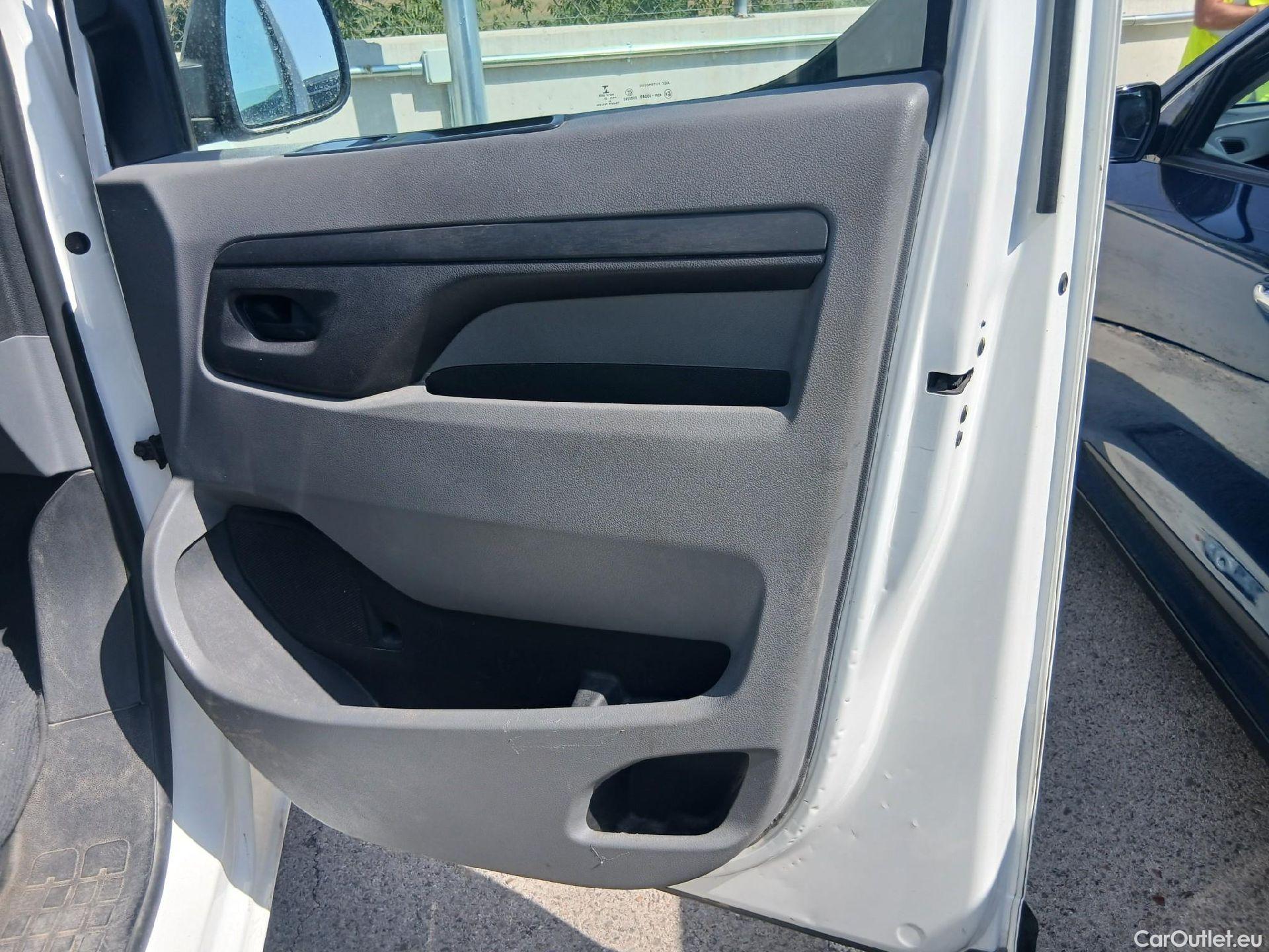  Fiat  Scudo FIAT  / 2021 / 4P / furgón Furgón L1 100cv MT6 Business #28