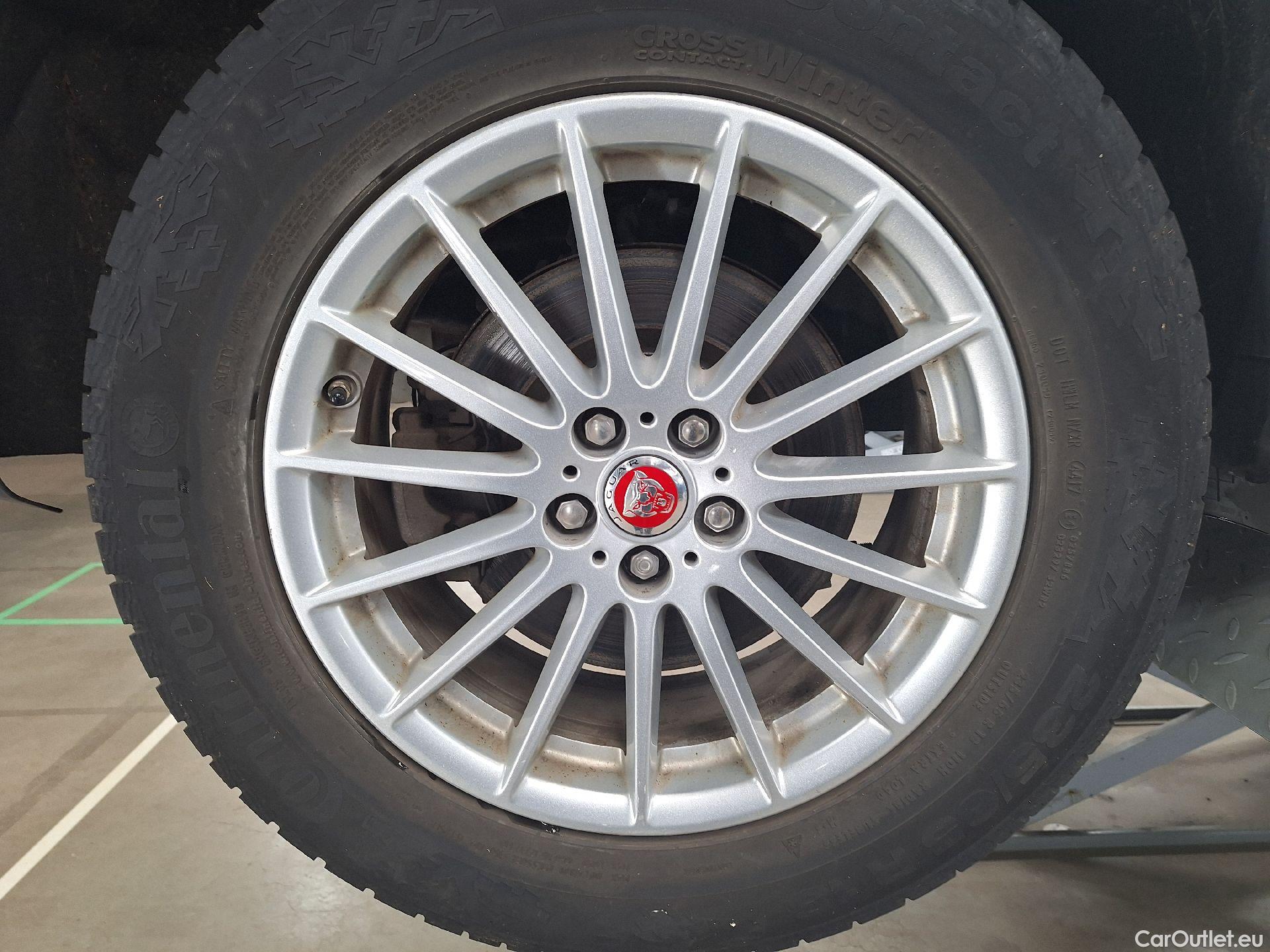  Jaguar  F-PACE Jaguar, , Jaguar  2.0D 132kW Aut. Prestige 5d #27