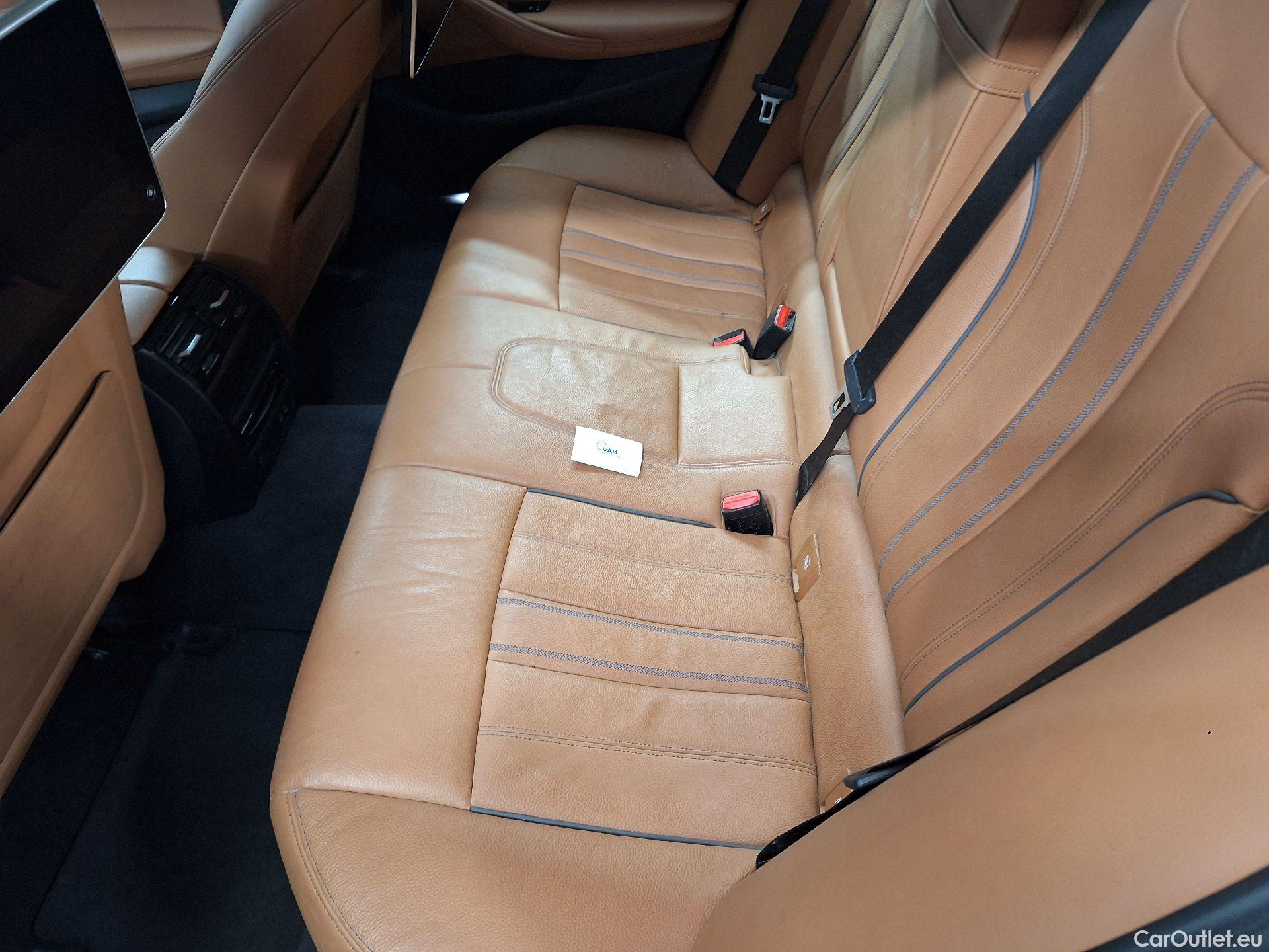  Bmw  Serie 5 BMW, 5-serie To FL'20, BMW 5 Reeks Touring 518d Aut. (100 kW) 5d #9