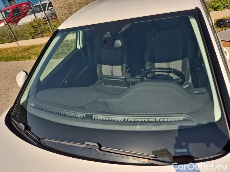 Peugeot  3008  (2016)  1.5bHDi 130 Allure #1