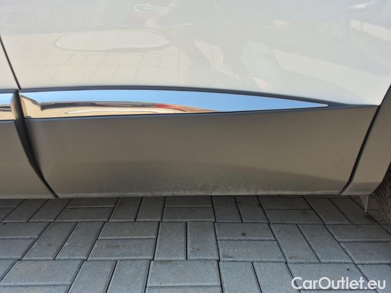  Peugeot  3008  (2016)  1.5bHDi 130 Allure #18