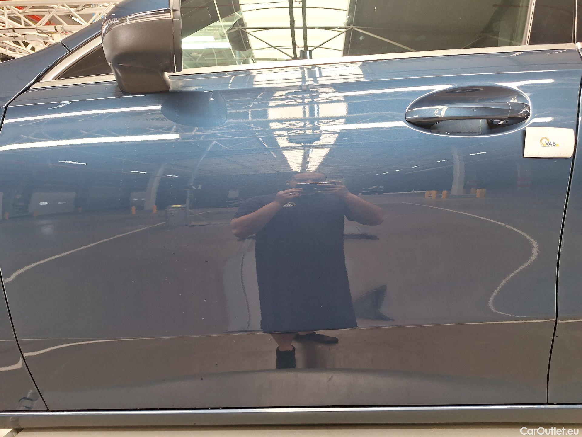  Mercedes  A-Klasse Mercedes, A-Class Berline '18, Mercedes-Benz  Limousine A 250e Business S #22
