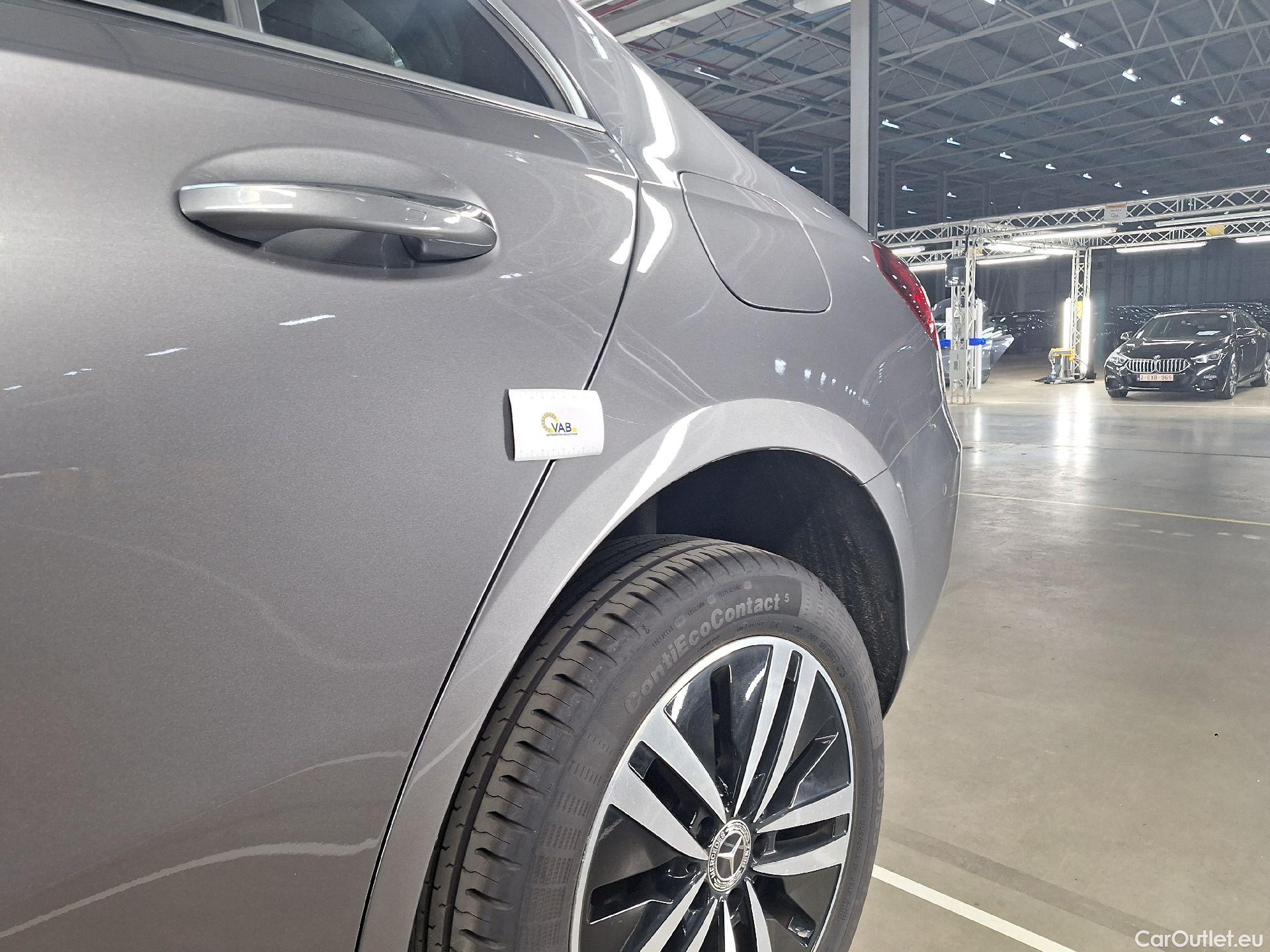  Mercedes  A-Klasse Mercedes, A-Class Berline '18, Mercedes-Benz  Limousine A 180d Business S #17