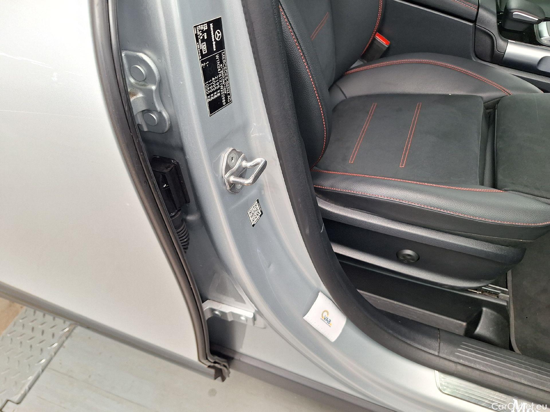  Mercedes  GLB Mercedes,  '19,  200d Business Solution #19