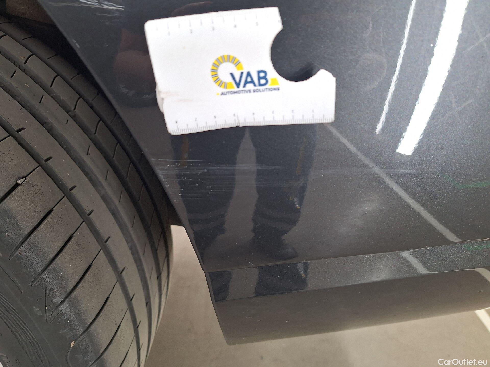  Mercedes  E-Klasse Mercedes, E-Class Break FL'20, E Break 300 e 225kW Bus.So.Aut #10