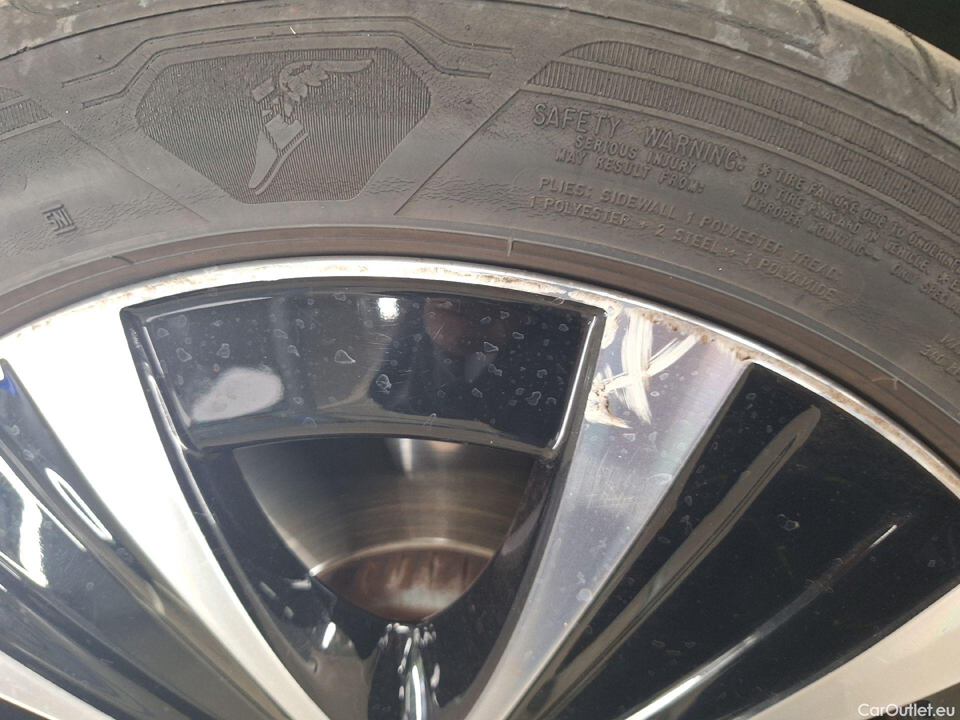  Mercedes  E-Klasse Mercedes, E-Class Break FL'20, E Break 300 e 225kW Bus.So.Aut #18